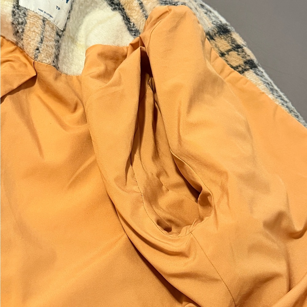 Old Navy Wool Shacket - Cream Plaid - Picture 13 of 16